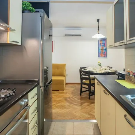 Asti Apartment Split